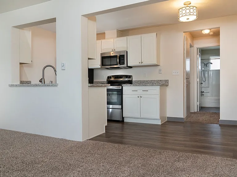 616 N Anderson St — Photo 42
