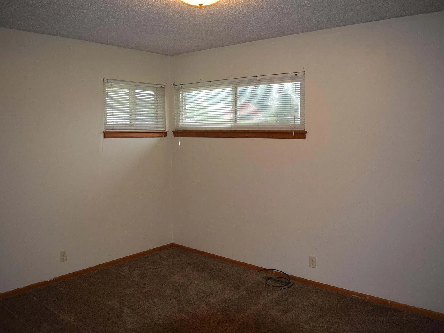2 bed, 924 sqft, $900 — Photo 2