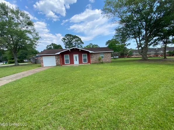 5504 Hampstead Ave, Gautier, MS 39553