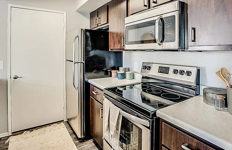 Bella Solara Apartment Homes — Photo 2