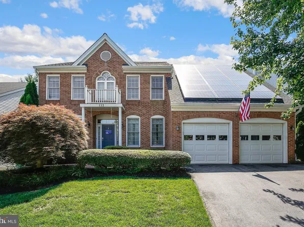 112 Canfield Hill Dr, Gaithersburg, MD 20878
