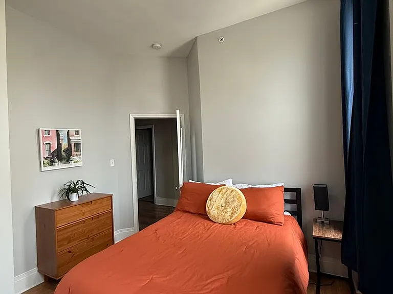 2134 East Carson Street — Photo 36