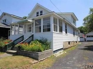 17B Weymouth St, Colonie, NY 12205