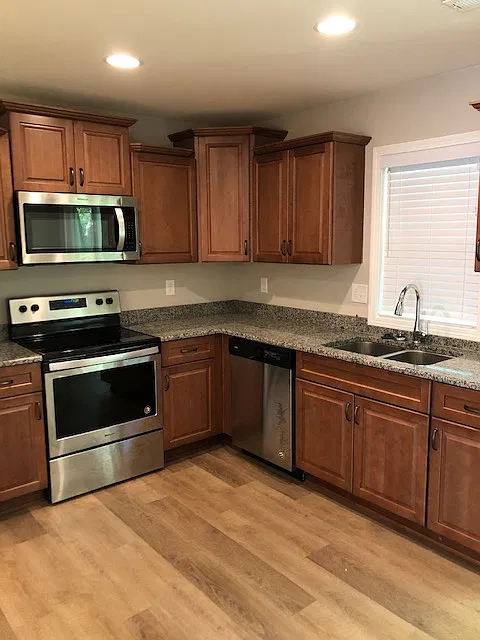 3 bed, 1400 sqft, $1,950 — Photo 4