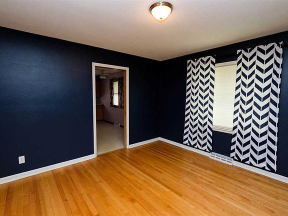 5th image of 1819 Beckett Pl