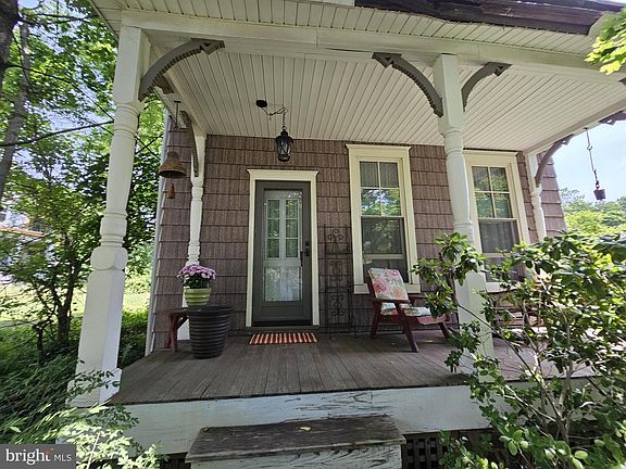 2nd image of 9039 Easton Rd