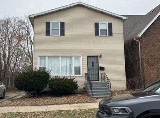 13904 S Edbrooke Ave, Riverdale, IL