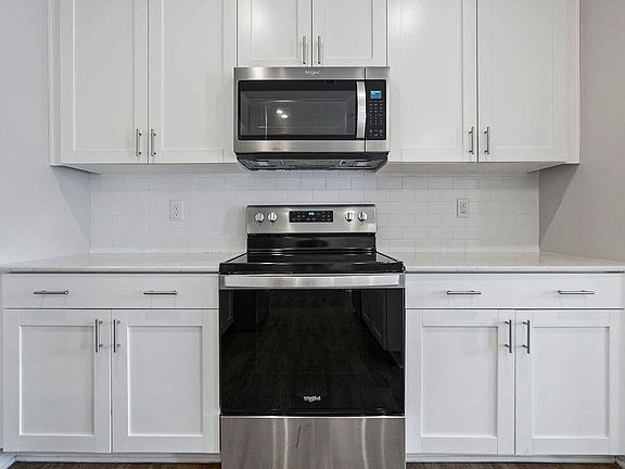 2nd image of 171 Liam St