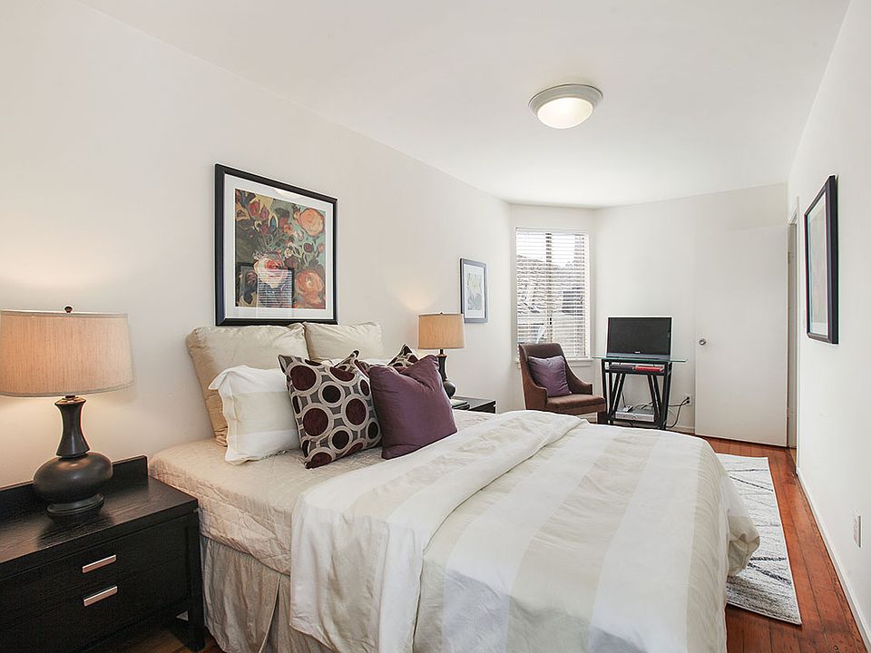 1st image of 4392-4394 17th Street