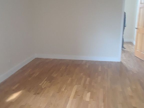 2nd image of 2222 E 18th St APT 1J