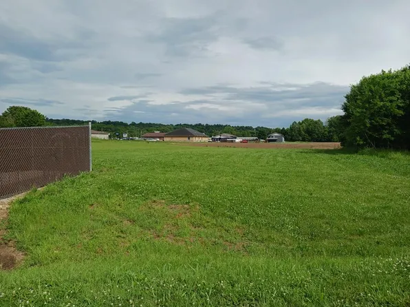 Star Dr, Chillicothe, OH 45601