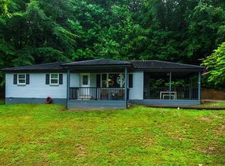 3089 Hardwicks Creek Rd, Clay City, KY 40312