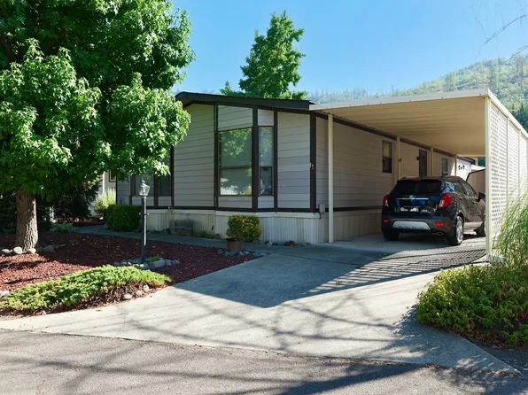 21 Brophy Way Unit 17, Shady Cove, OR 97539
