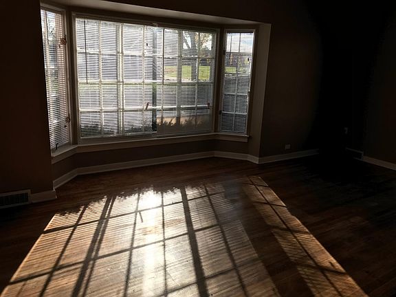 4th image of 315 McDonald St APT 5
