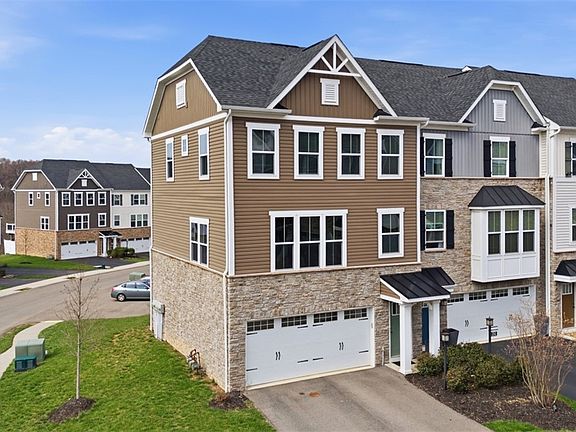 2nd image of 200 Olivia Way