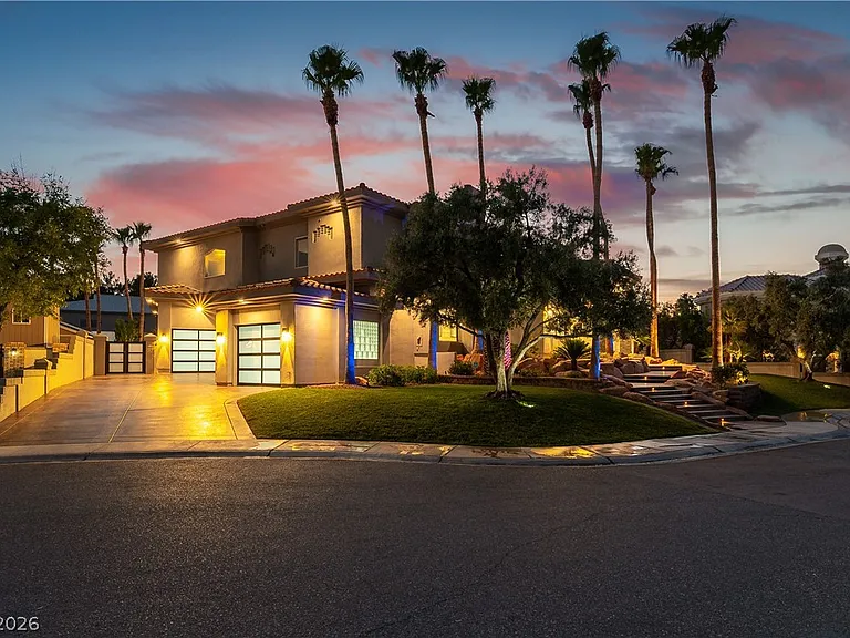 7880 Dana Point Ct — Photo 4