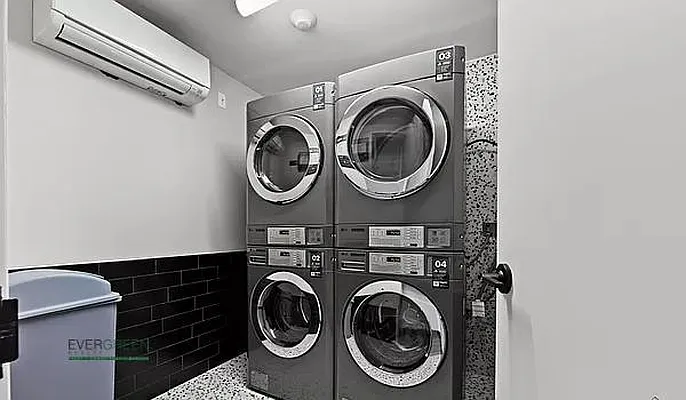 Rented by ERNY LLC | media 28