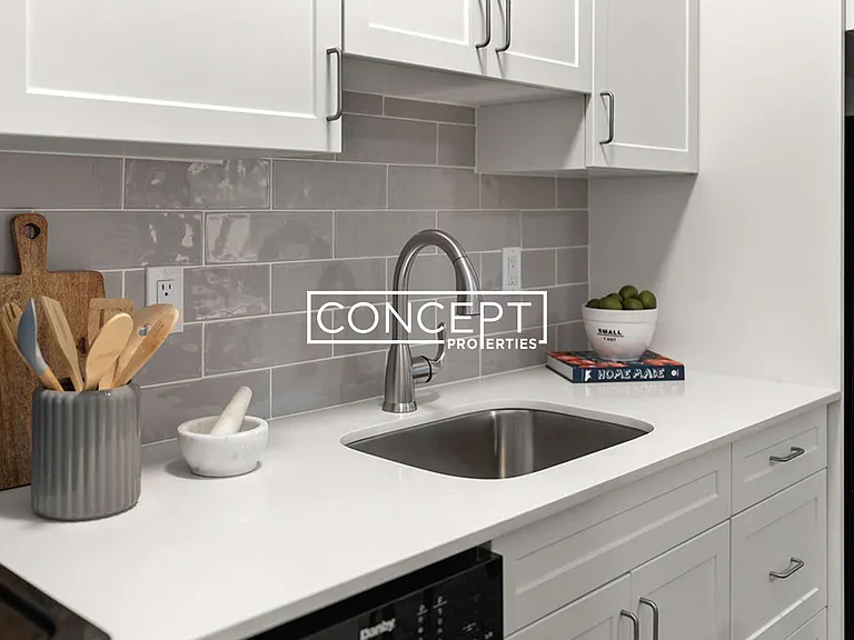 81 Park Dr #5CP — Photo 17