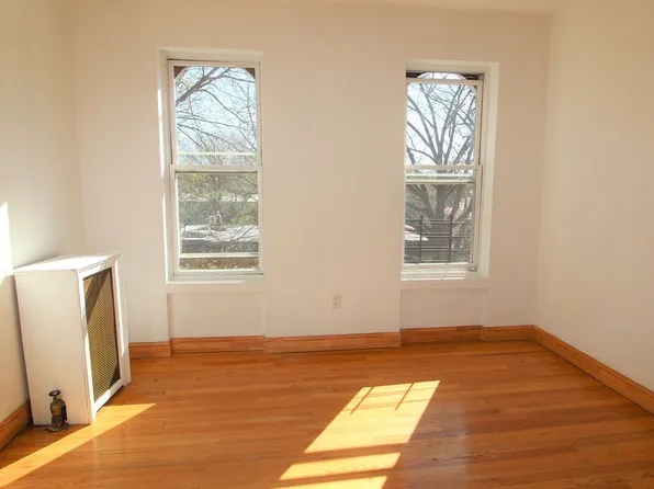 441 16th Street image 1 of 12