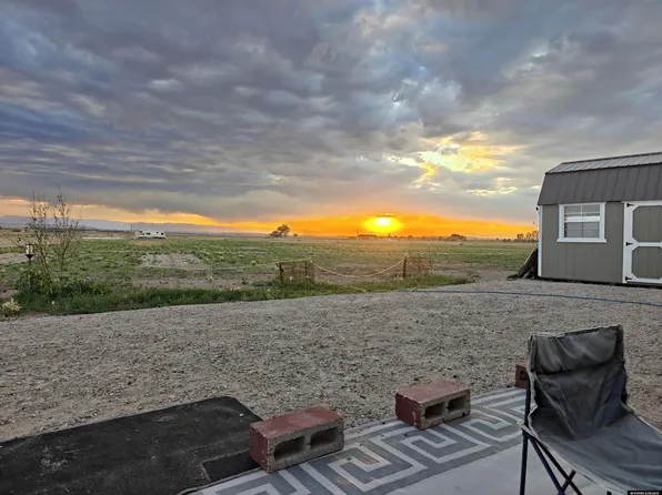 392 Eight Mile Rd, Riverton, WY 82501