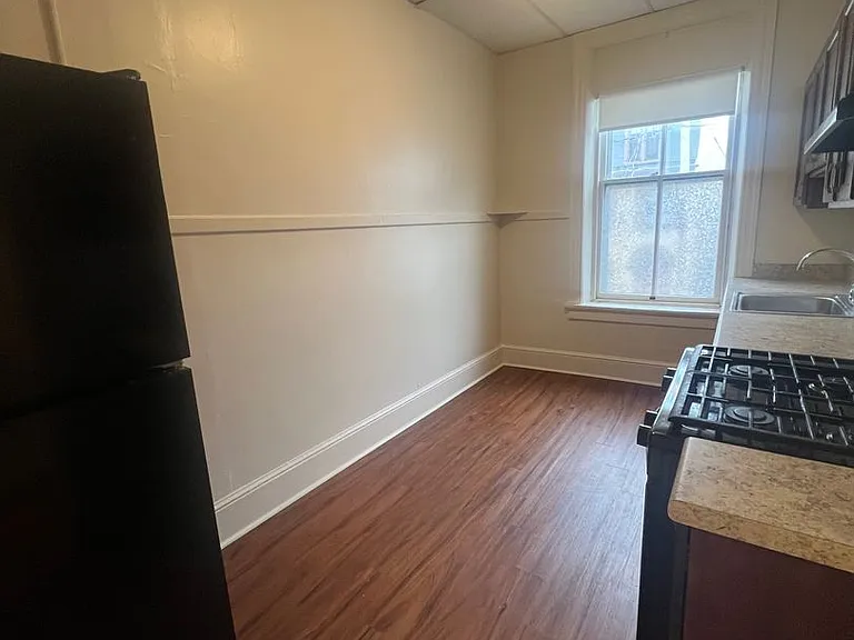 173 & 179 W Louther St — Photo 3