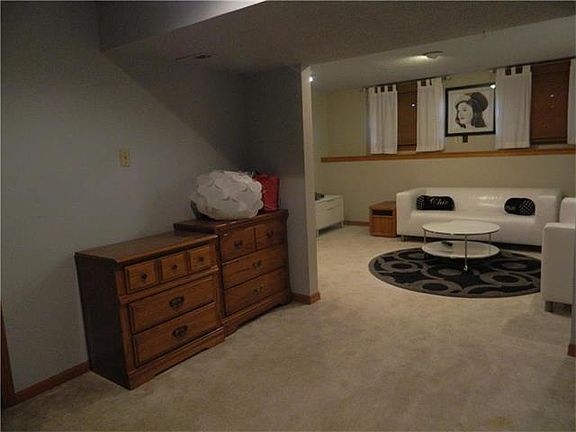 4th image of 8629 N Shannon Ave