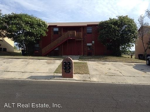 1st image of 209 North Dr APT B