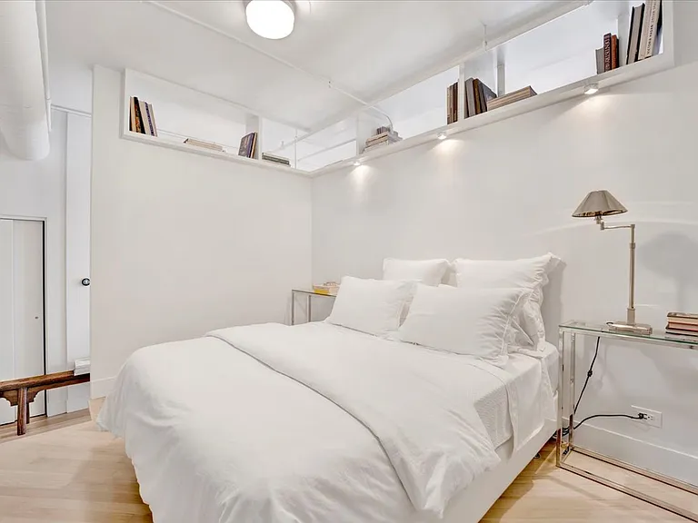 1323 S Wabash Ave #201 — Photo 17