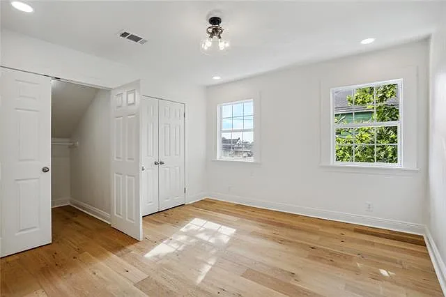 734 Alvar St — Photo 10