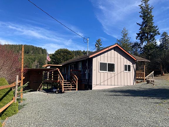 5th image of 107 Hemlock St