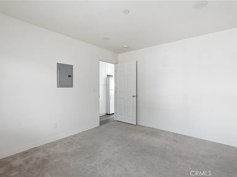 702 Walnut St #5 — Photo 7