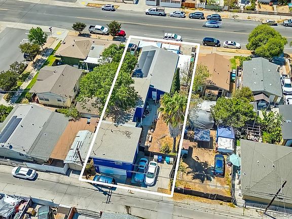 4th image of 3517 Central Ave