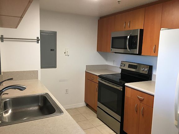 2nd image of 816 NW 11th St #811