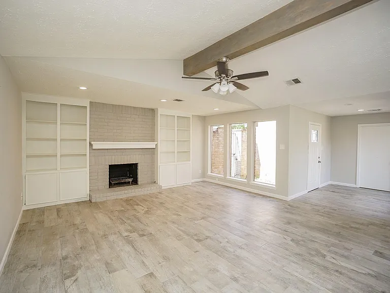 22418 Goldstone Dr — Photo 7
