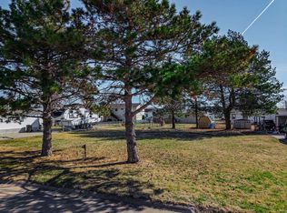 3200 Mueller Dr, Columbus, NE 68601