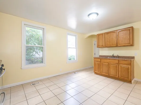 471 E 26th St APT 1, Paterson, NJ 07514
