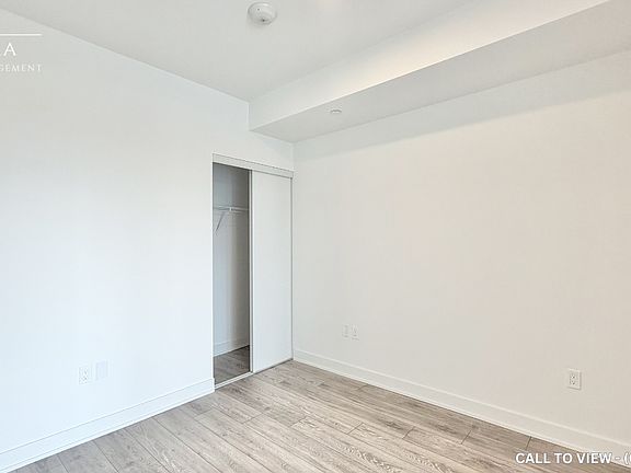 5th image of 990 Bloor St W #511