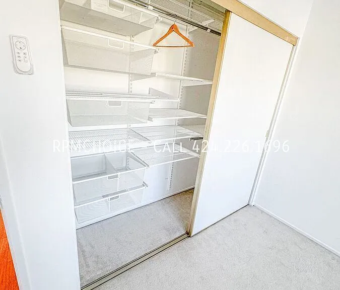 23821 Stanhurst Ave — Photo 26