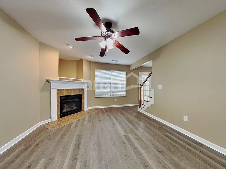 6818 Audrianna Ln — Photo 9