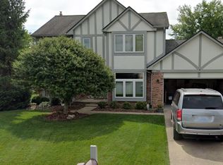 788 Shelley Dr, Rochester Hills, MI 48307