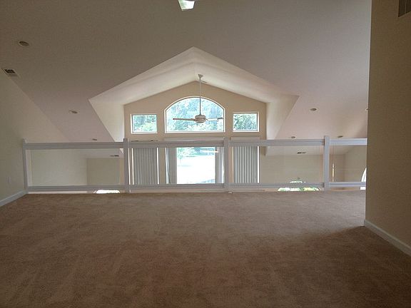 3rd image of 37770 Jefferson Ave #22
