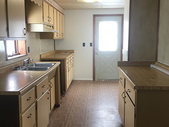 4th image of 155 Idylwild St NE
