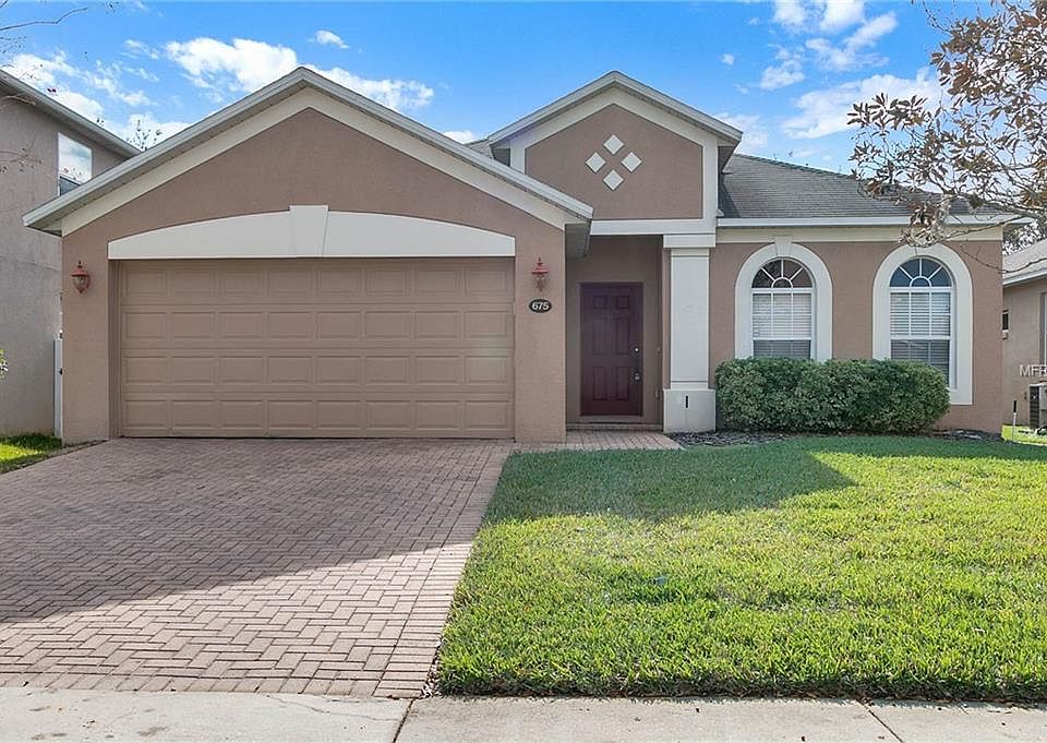 1st image of 675 Groves End Ln