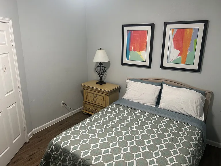 4812 Oakland St #3 — Photo 10