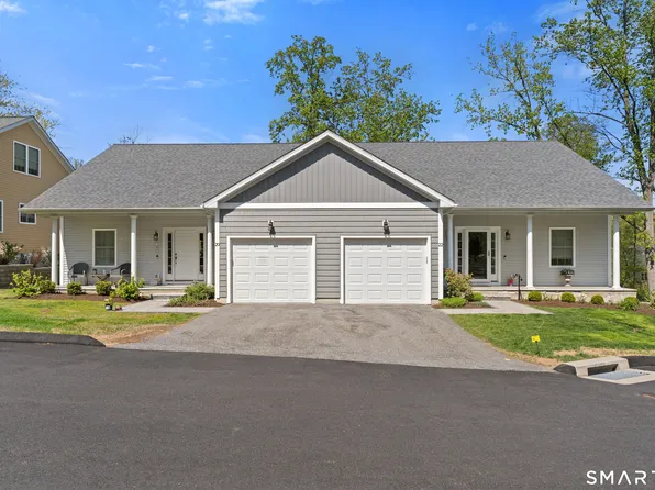 20 Sallys Way #20, Shelton, CT 06484