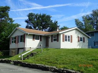 108 Hemlock Dr, Clarks Summit, PA 18411