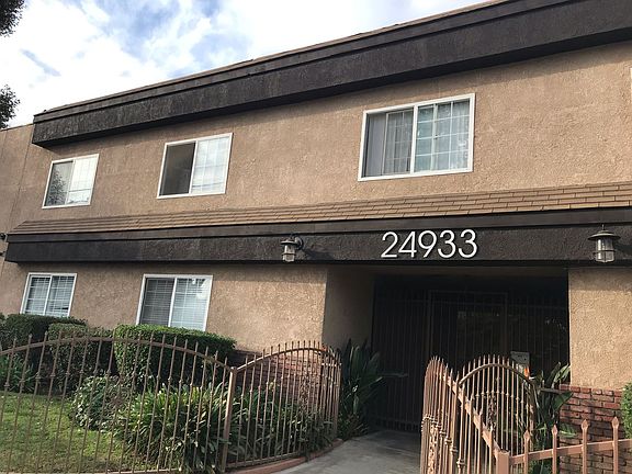 4th image of 24913-24925-2493 Walnut St #17760228