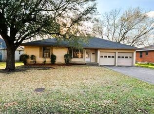 201 Martin Dr, Lancaster, TX 75146