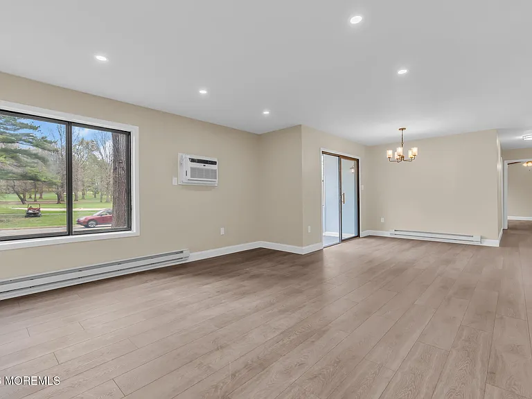168 Amberly Dr #D — Photo 5