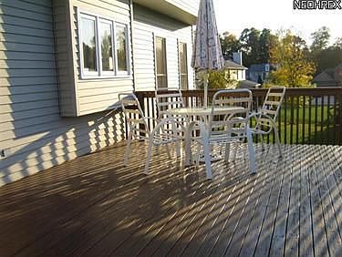 5th image of 335 Saint Lawrence Cir